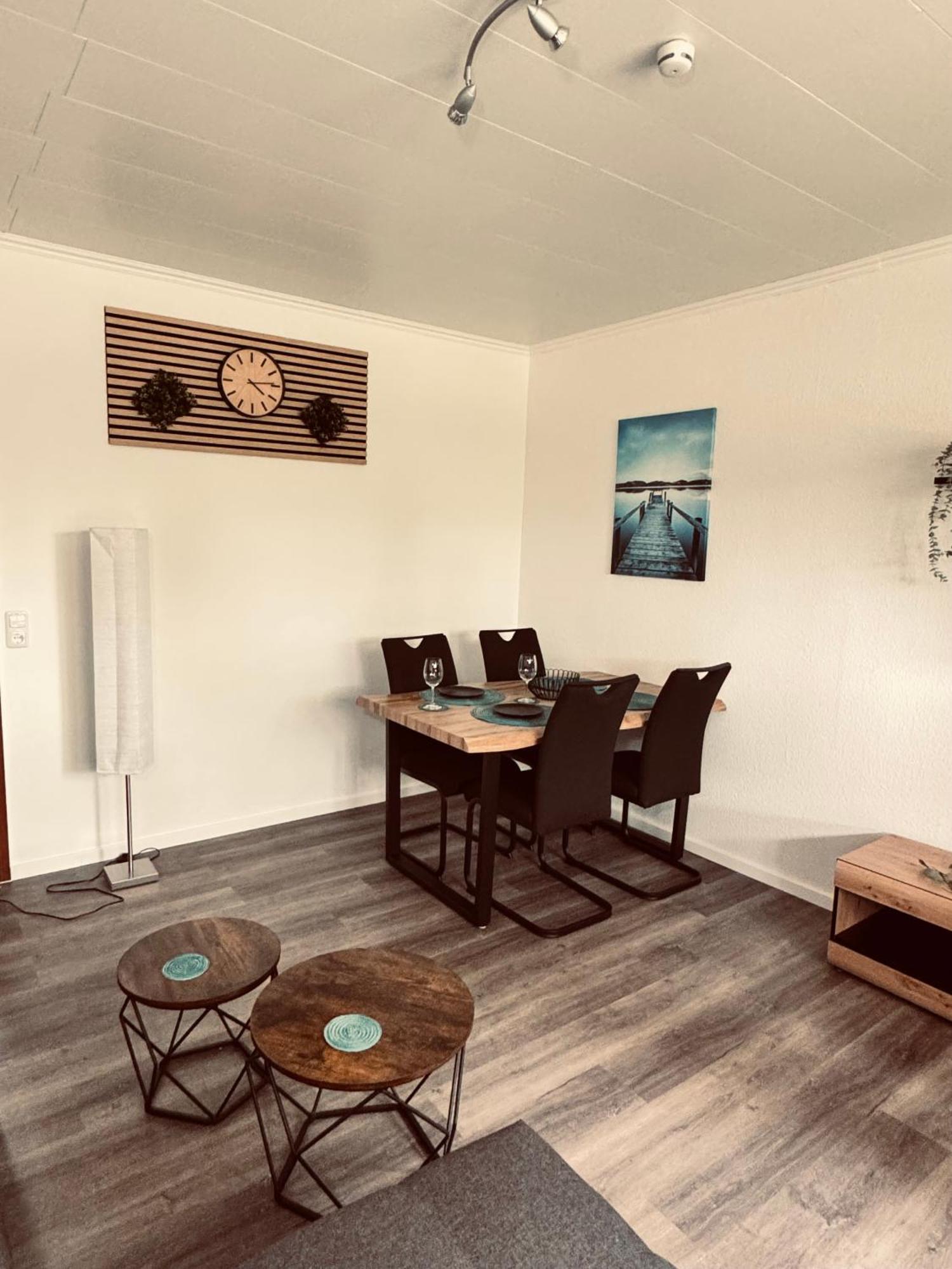 Haus Heinke Am Deich - Friedrichskoog Apartment Екстериор снимка